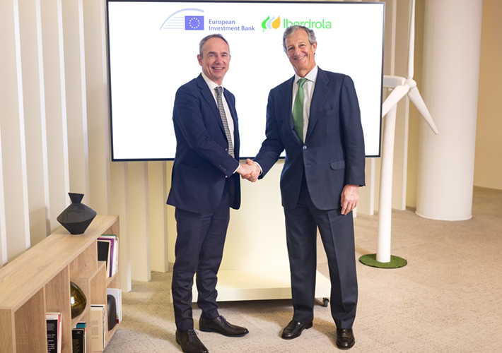 Foto El BEI e Iberdrola acuerdan un préstamo verde de 700 millones de euros para la expansión de redes eléctricas en España.