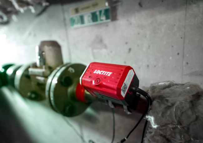 Foto Henkel lanza el Purgador Inteligente de Vapor LOCTITE® Pulse, para el control digital de los sistemas industriales de vapor.