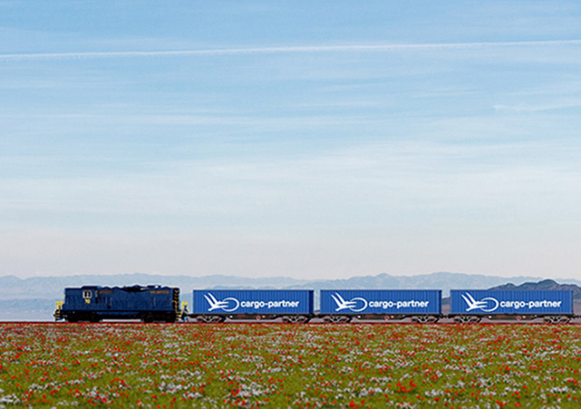 Foto cargo-partner introduce soluciones de transporte intermodal en toda Europa y Türkiye.