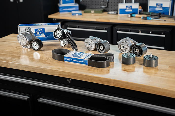 foto Camisas de cilindro DT Spare Parts presentadas por los Parts Specialists. Precisión para el motor