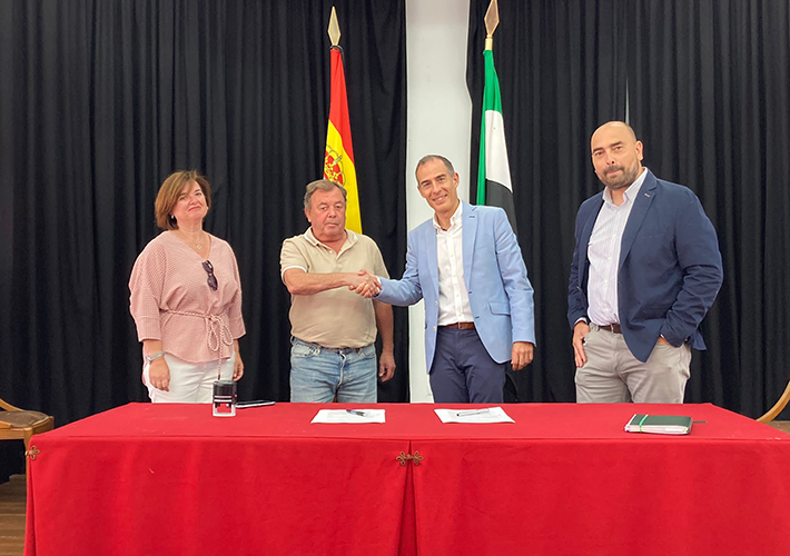 foto noticia Iberdrola instalará en Cedillo (Cáceres) la primera comunidad solar para un pueblo completo.