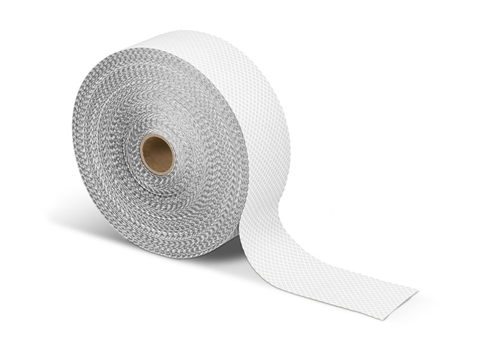 foto Cinta prefabricada 3M™ Stamark™ de alta durabilidad para marcaje permanente de pavimentos.