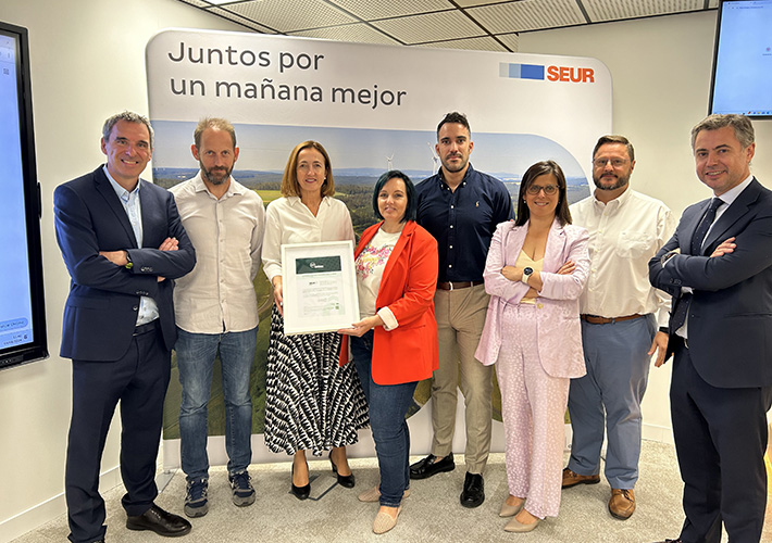 foto SEUR se convierte en la primera compañía en recibir la certificación de movilidad responsable y seguridad vial MORE®.