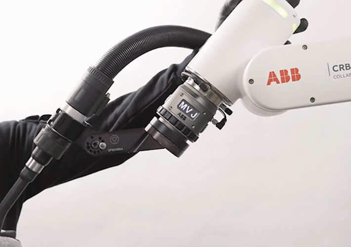 Foto ABB presenta en BIEMH 2024 lo último en tecnología robótica y de electrificación para transformar la industria de Máquina-Herramienta.