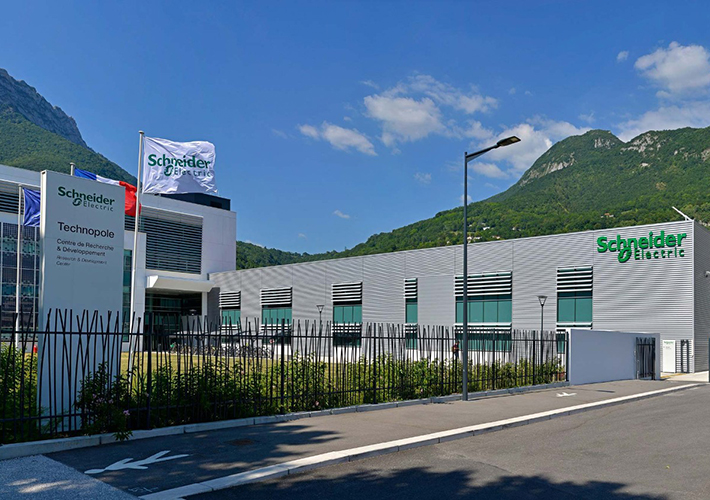 foto Schneider Electric moderniza su videovigilancia con la plataforma unificada de Genetec.