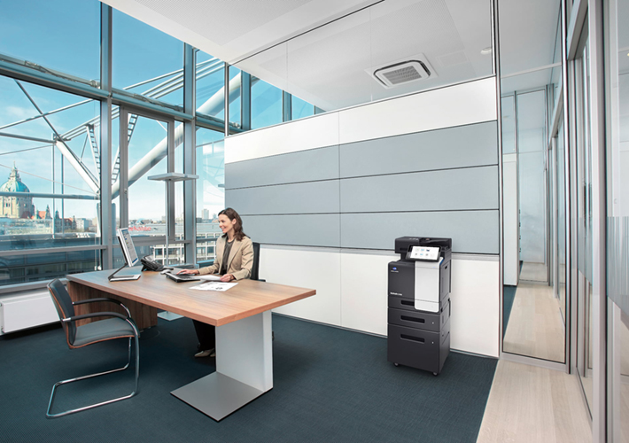 foto noticia Konica Minolta lanza la impresora multifunción color A4 de alta velocidad bizhub C4751i.