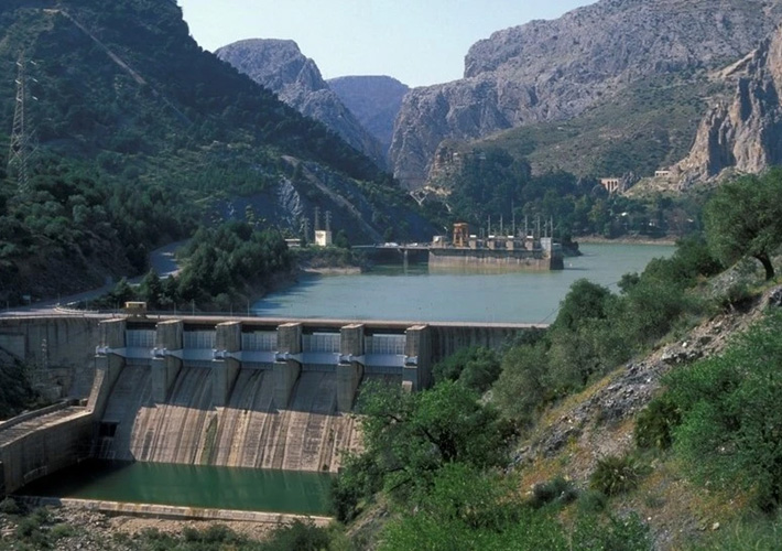 foto noticia Endesa aplica la inteligencia artificial para crear “gemelos digitales” de sus centrales hidroeléctricas.