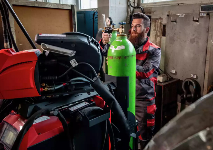 foto Reducción del 40 % del consumo de gas de soldadura.