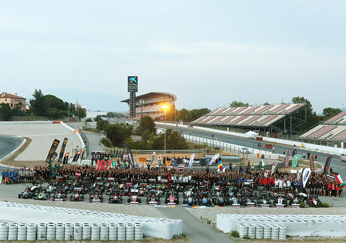 foto Bosch España renueva su compromiso con la Formula Student Spain 2023.