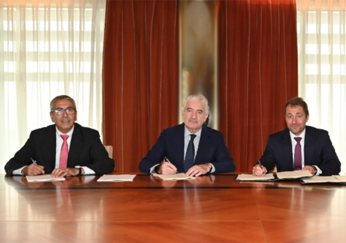 Foto Endesa, ICO y BEI firman 500 millones de euros de financiación ligados a incentivos sostenibles.