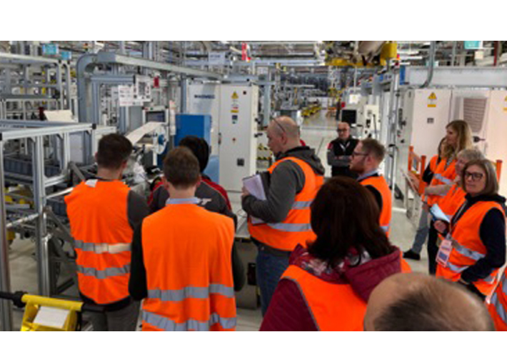 foto FPT SE UBICA ENTRE LOS TRES PRINCIPALES FABRICANTES EUROPEOS DE BATERÍAS DE ALTA TENSIÓN CERTIFICADAS GRACIAS AL RECONOCIMIENTO DE TÜV SÜD