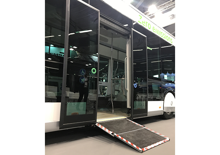 Foto Un modelo de mantenimiento predictivo permite anticipar errores en el funcionamiento de las puertas y rampas de acceso al transporte público.